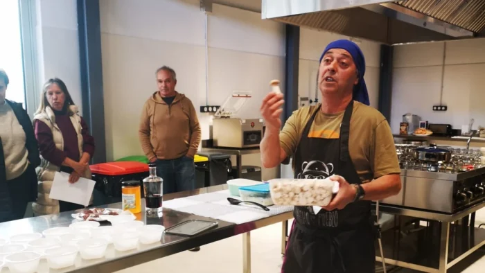 Cocinando setas de temporada con la Asociación Setas de Babia